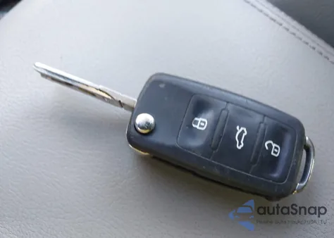 2017 Volkswagen Passat 1.8T R-Line z USA, uszkodzony, nr VIN 1VWDT7A39HC047786